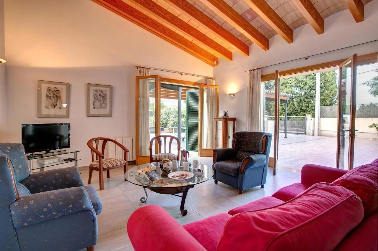 Villa Llobiner Pollença 0*,